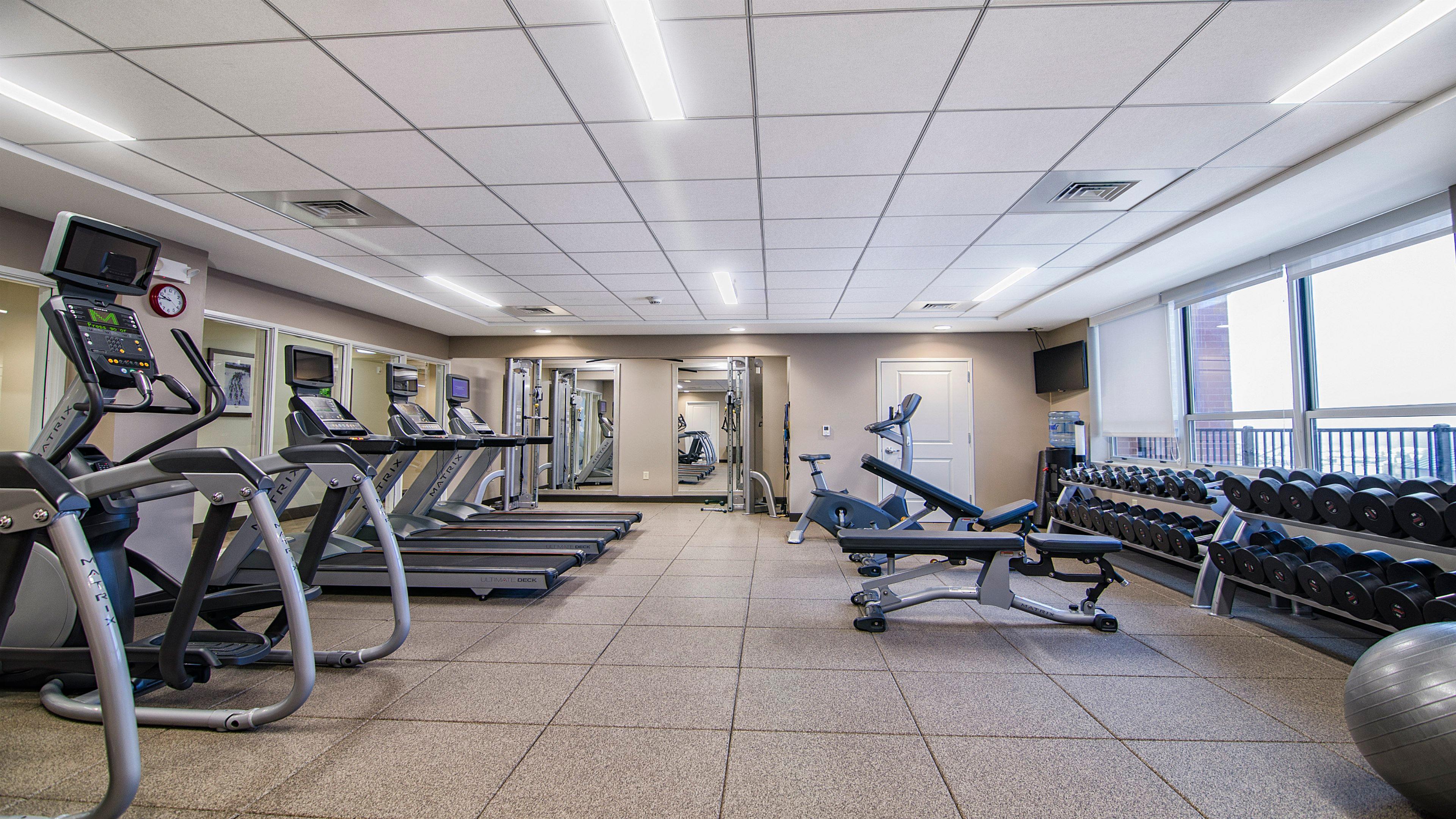 Staybridge Suites Marquette By Ihg Eksteriør billede