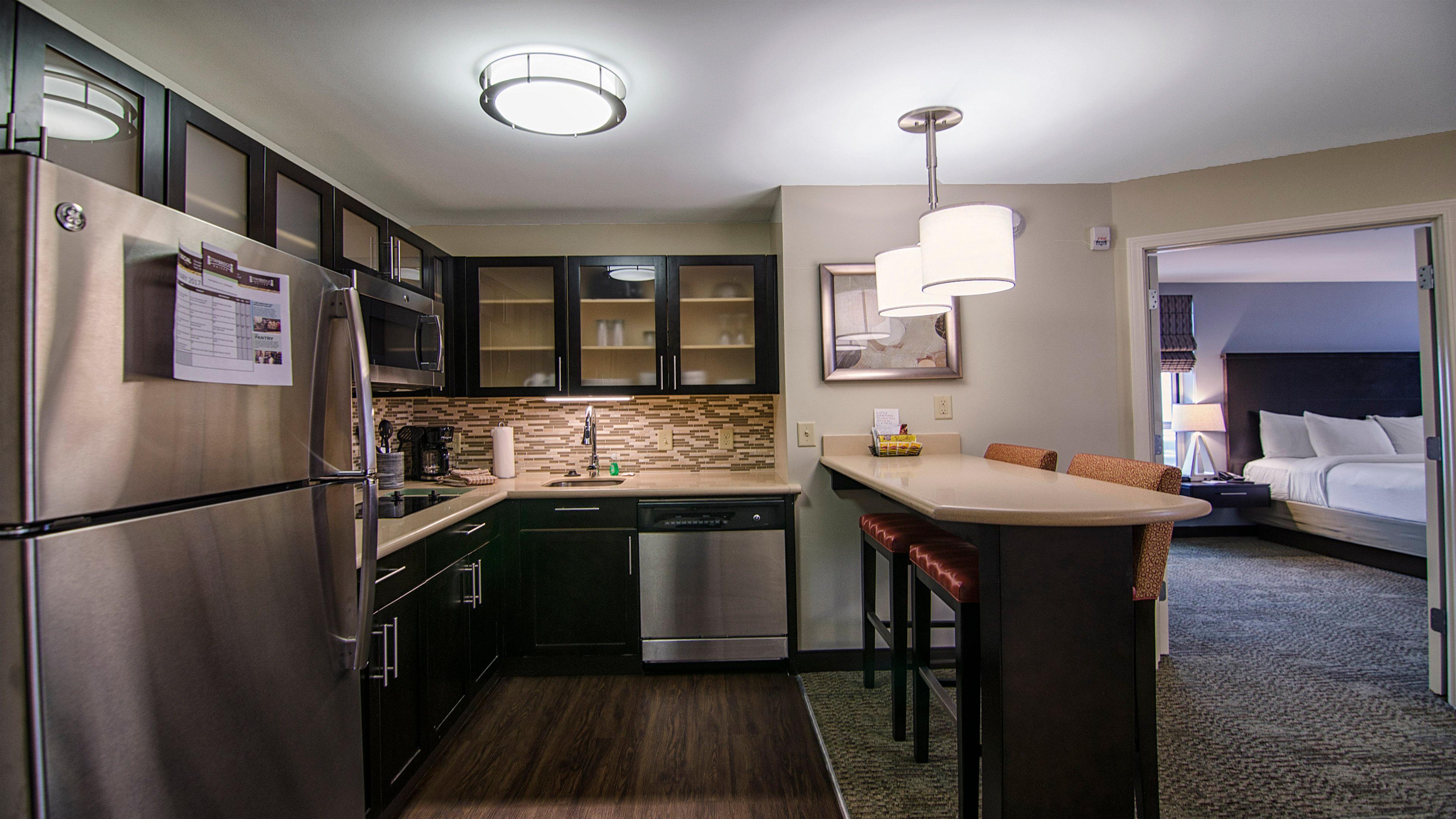 Staybridge Suites Marquette By Ihg Eksteriør billede
